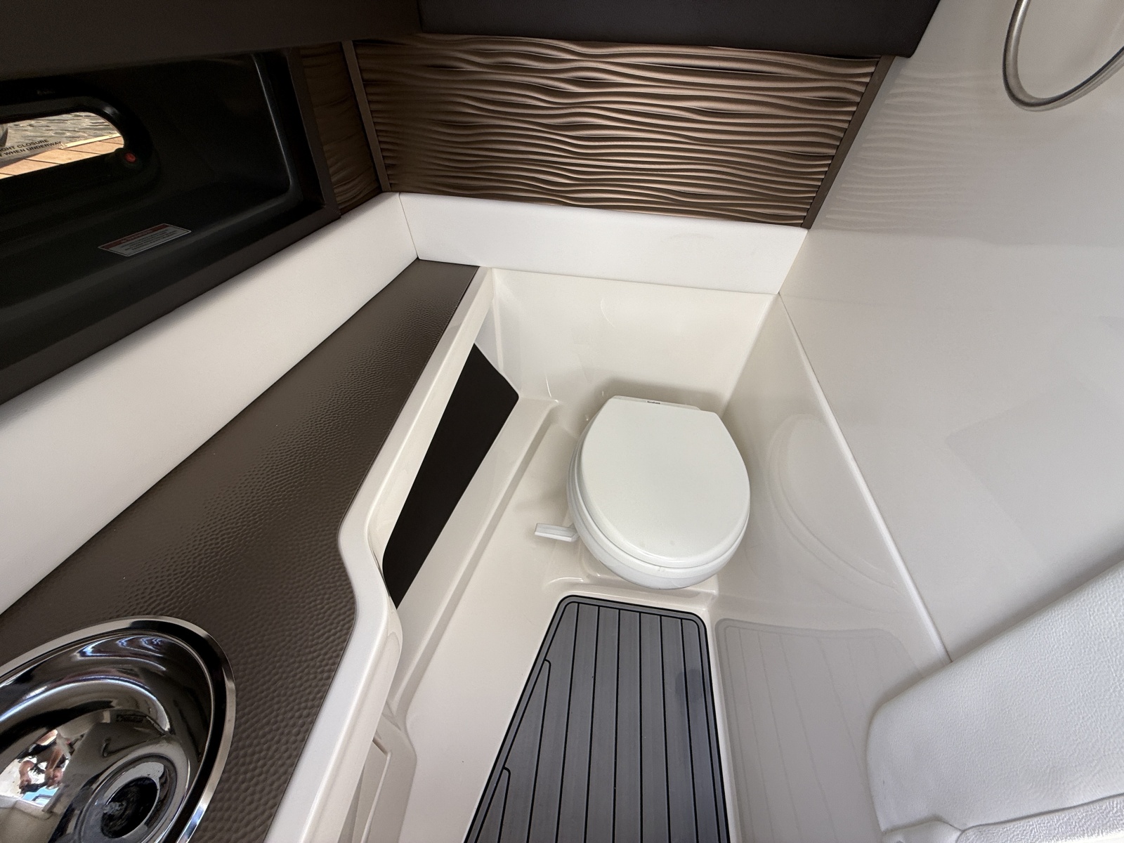 2016 Sea Ray 310 SLX