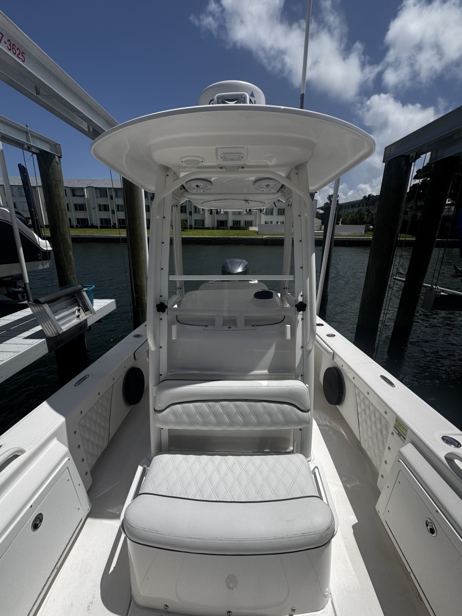 2012 Everglades 243