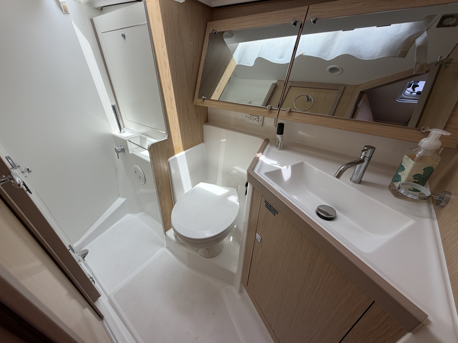 2017 Beneteau 