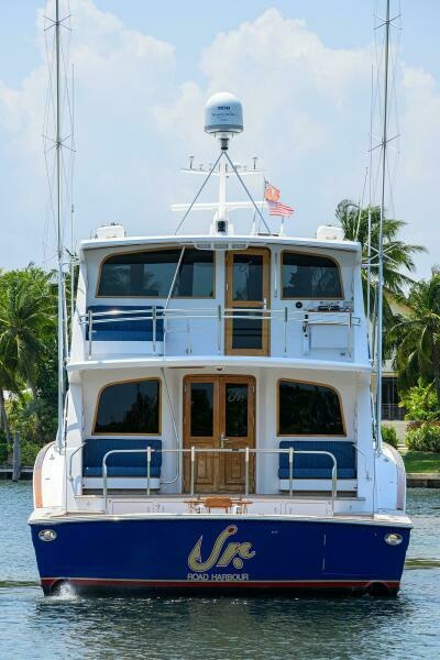 2004 Sea Force IX 82 Enclosed Bridge