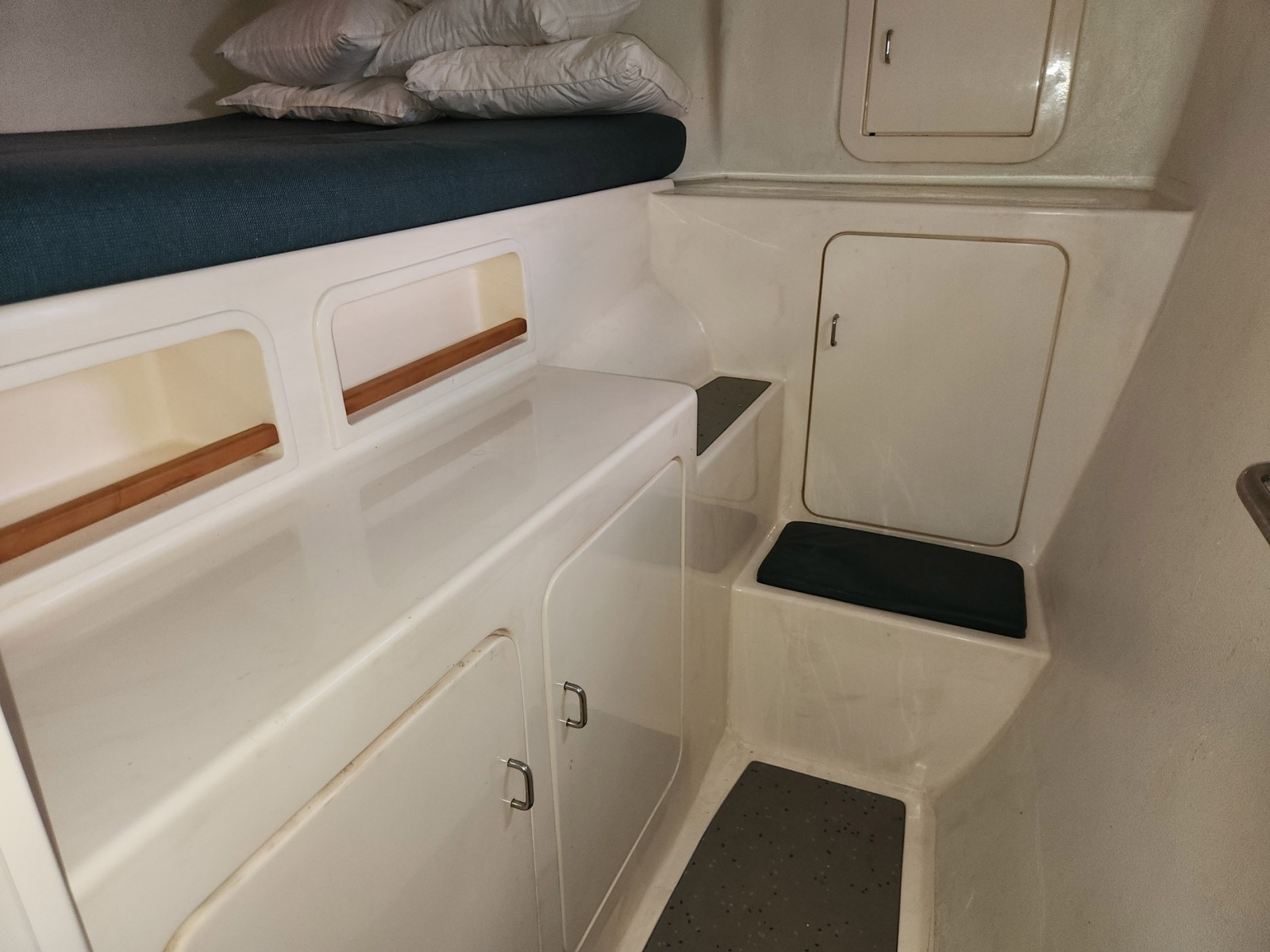 1999 Voyage Yachts Norseman 430