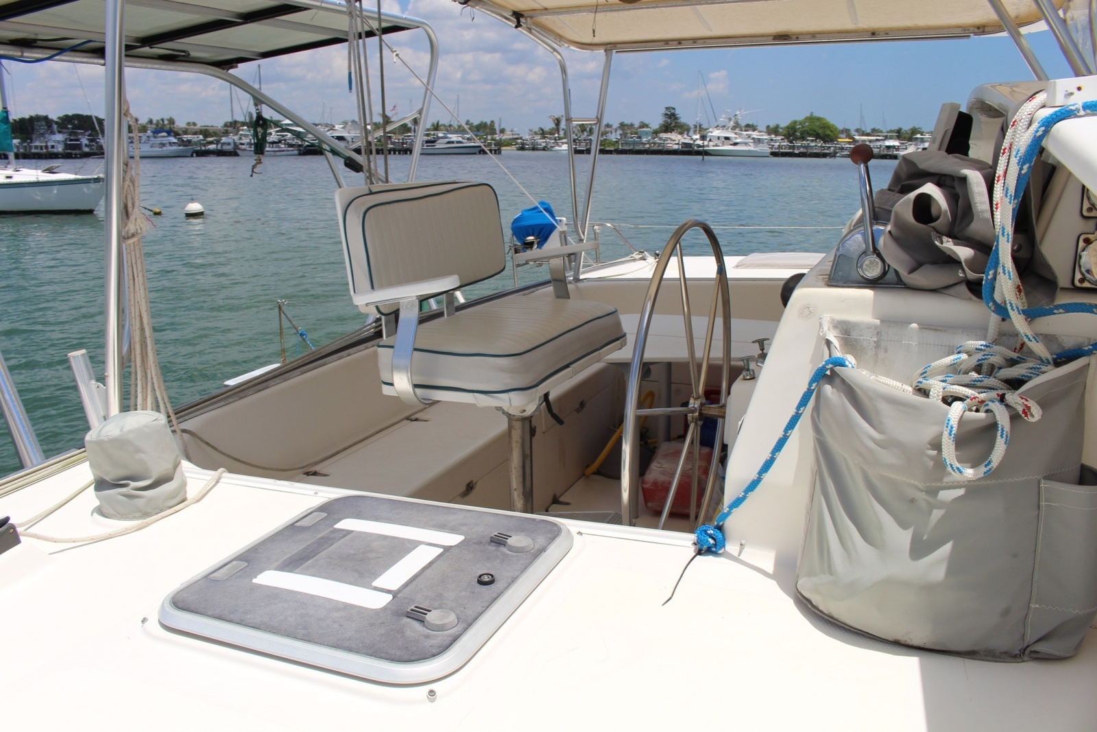 1999 Voyage Yachts Norseman 430