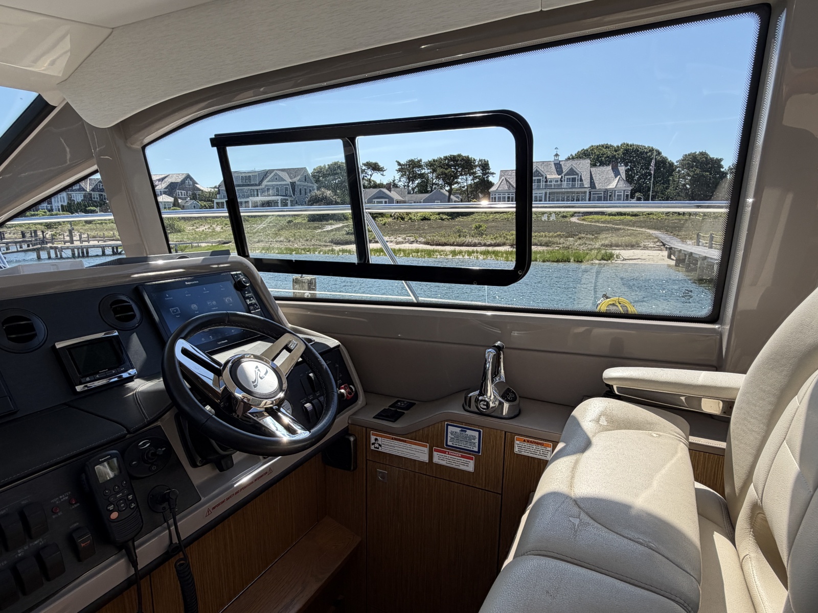 2017 Sea Ray 460 Sundancer