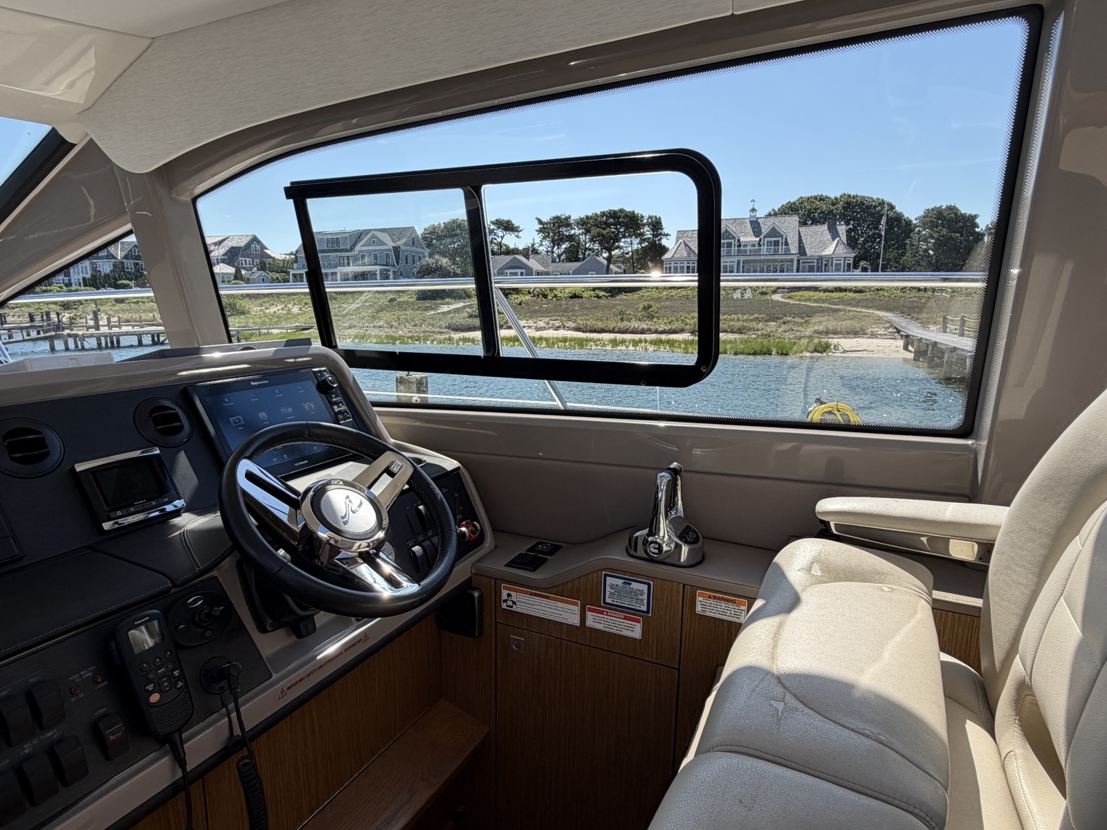 2017 Sea Ray 460 Sundancer