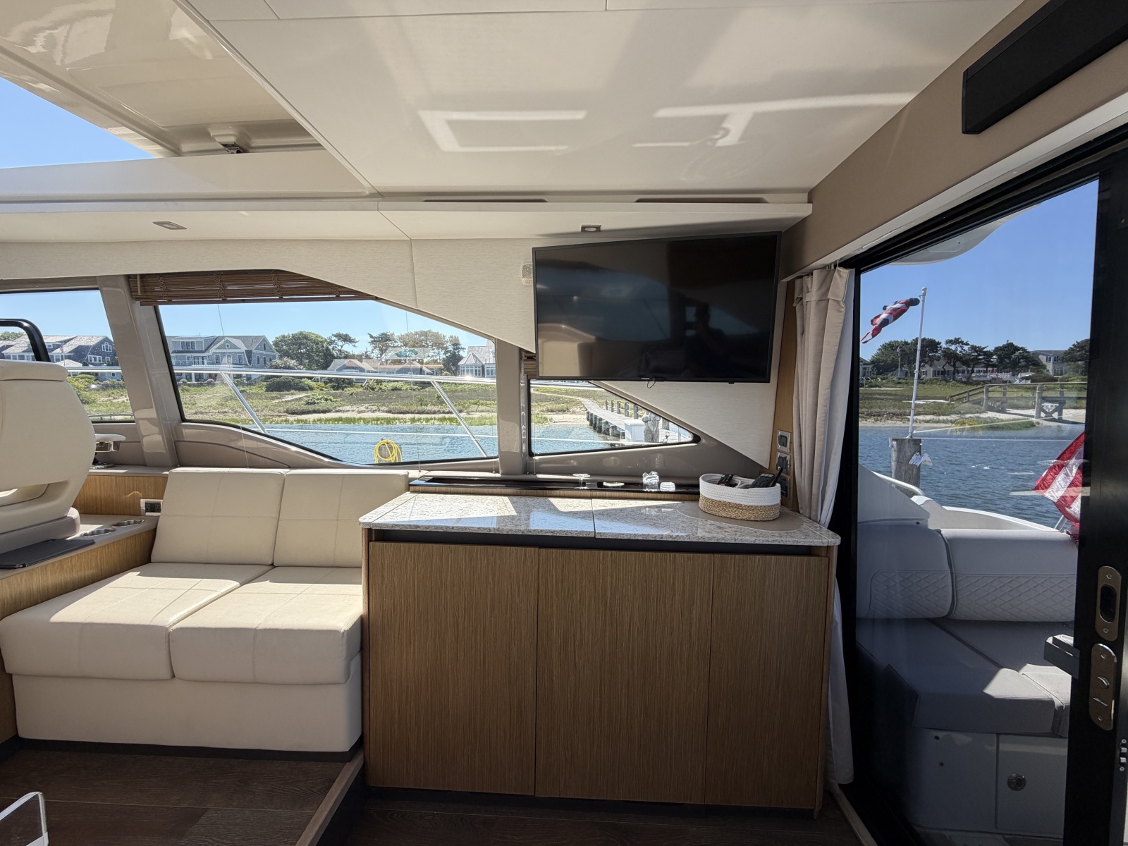 2017 Sea Ray 460 Sundancer