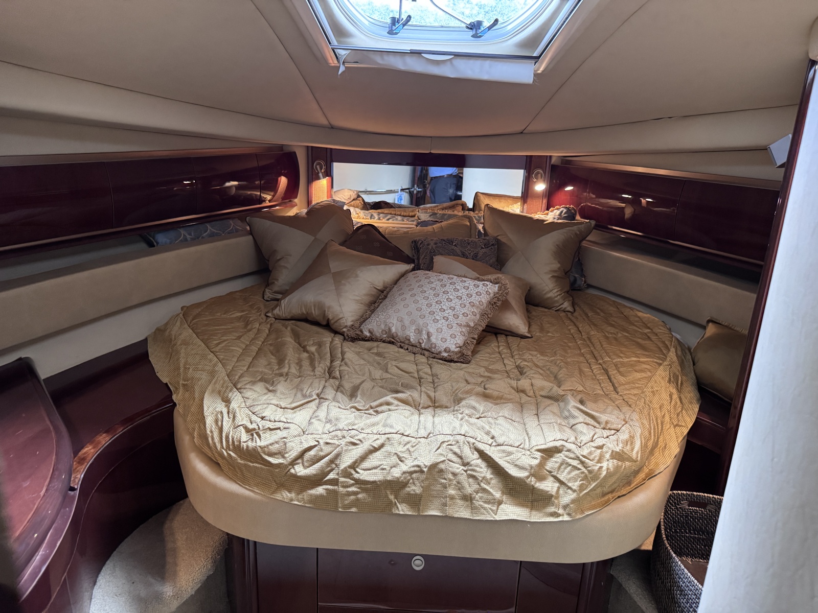2007 Sea Ray 52 SUNDANCER