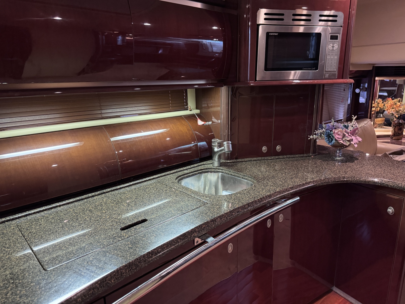 2007 Sea Ray 52 SUNDANCER