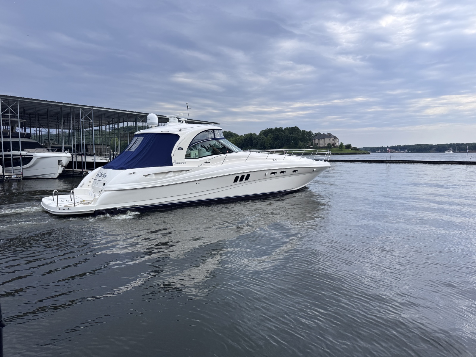 2007 Sea Ray 52 SUNDANCER