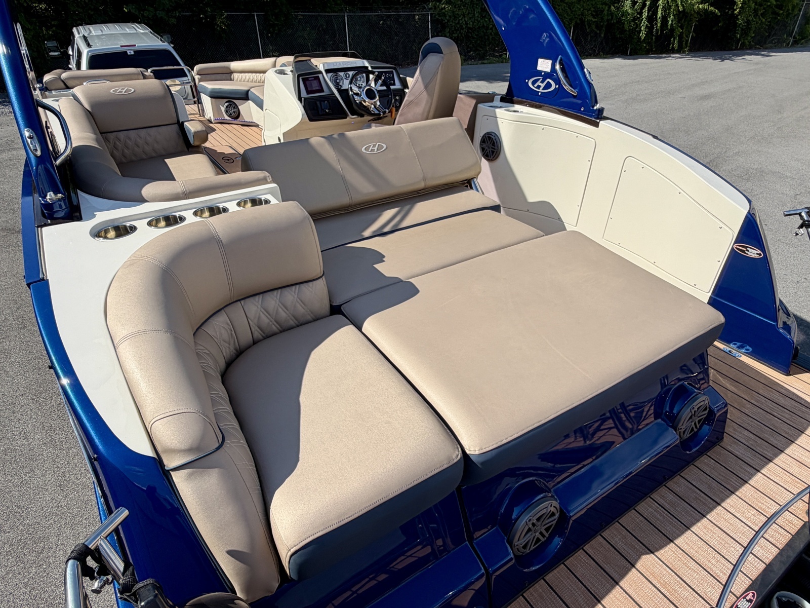 2019 Harris Crowne 250 SL Tritoon