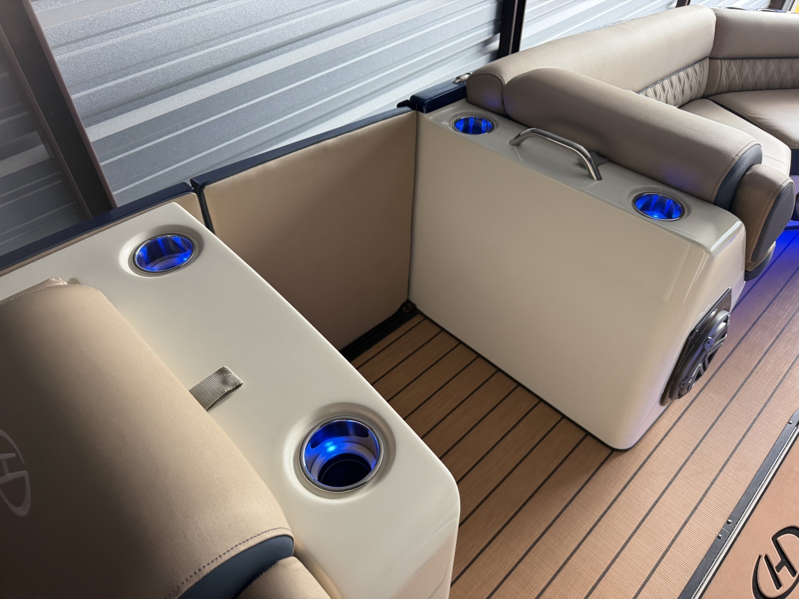 2019 Harris Crowne 250 SL Tritoon