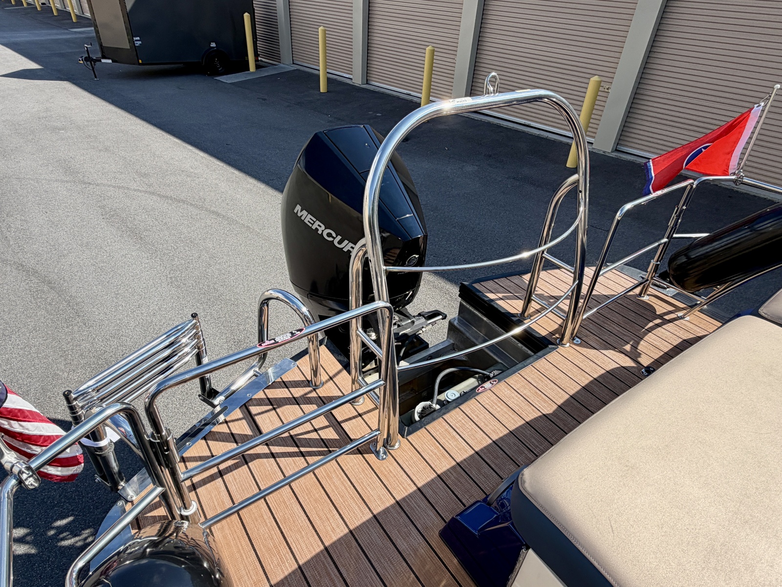 2019 Harris Crowne 250 SL Tritoon