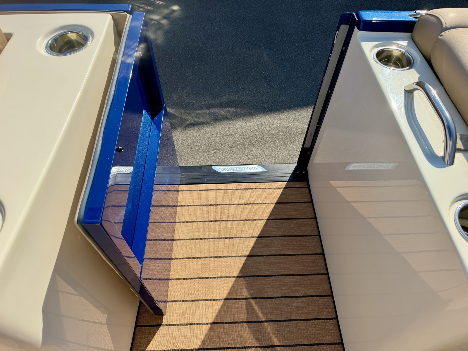 2019 Harris Crowne 250 SL Tritoon