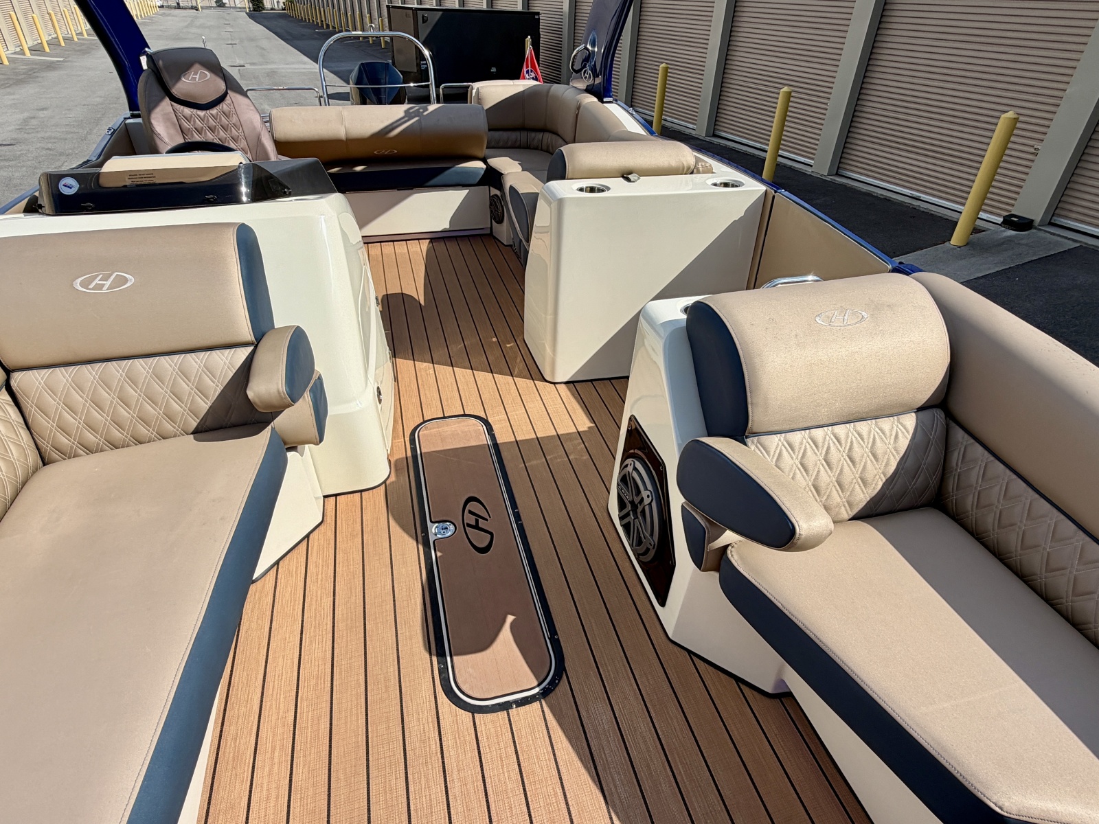 2019 Harris Crowne 250 SL Tritoon
