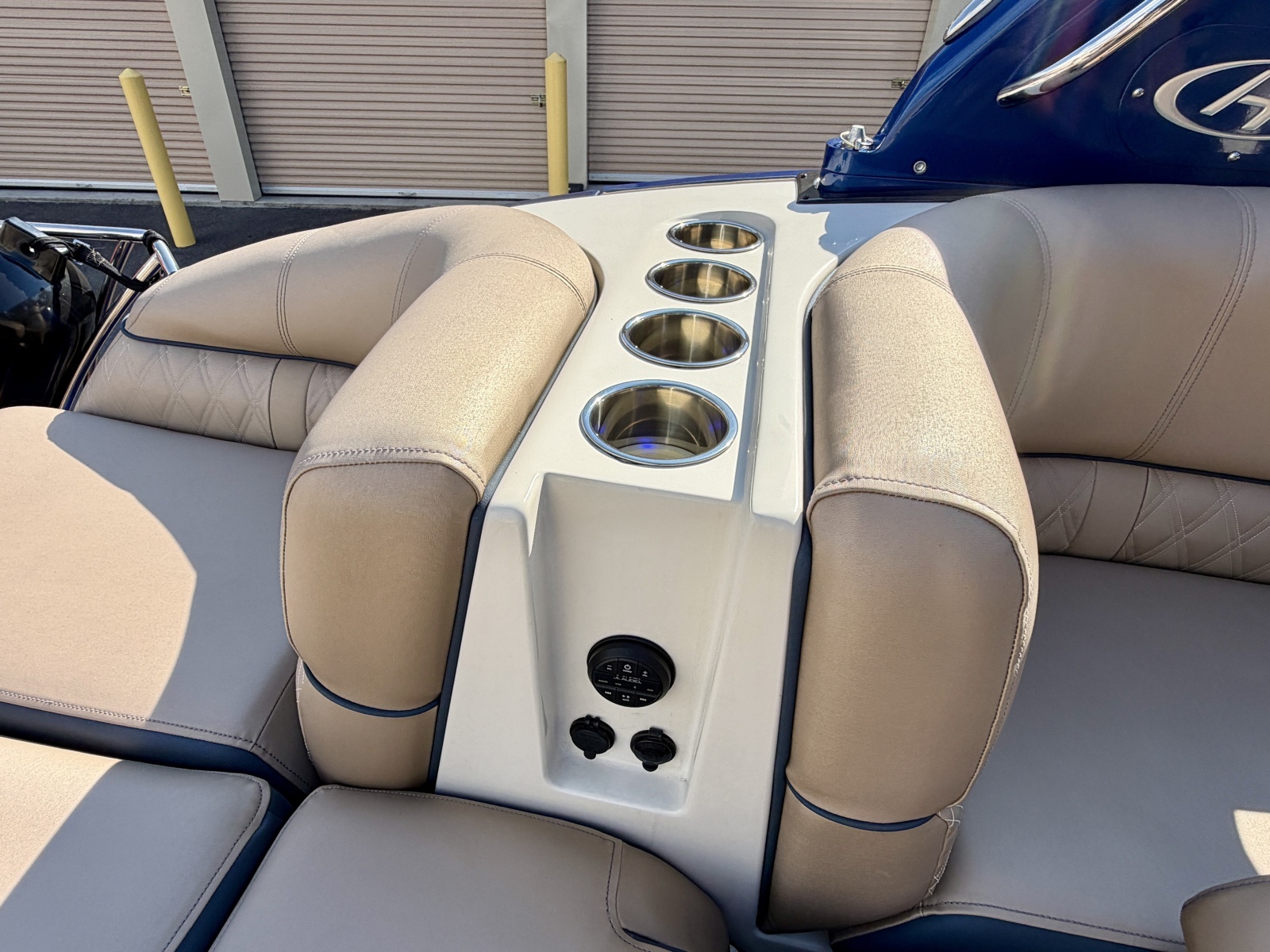 2019 Harris Crowne 250 SL Tritoon
