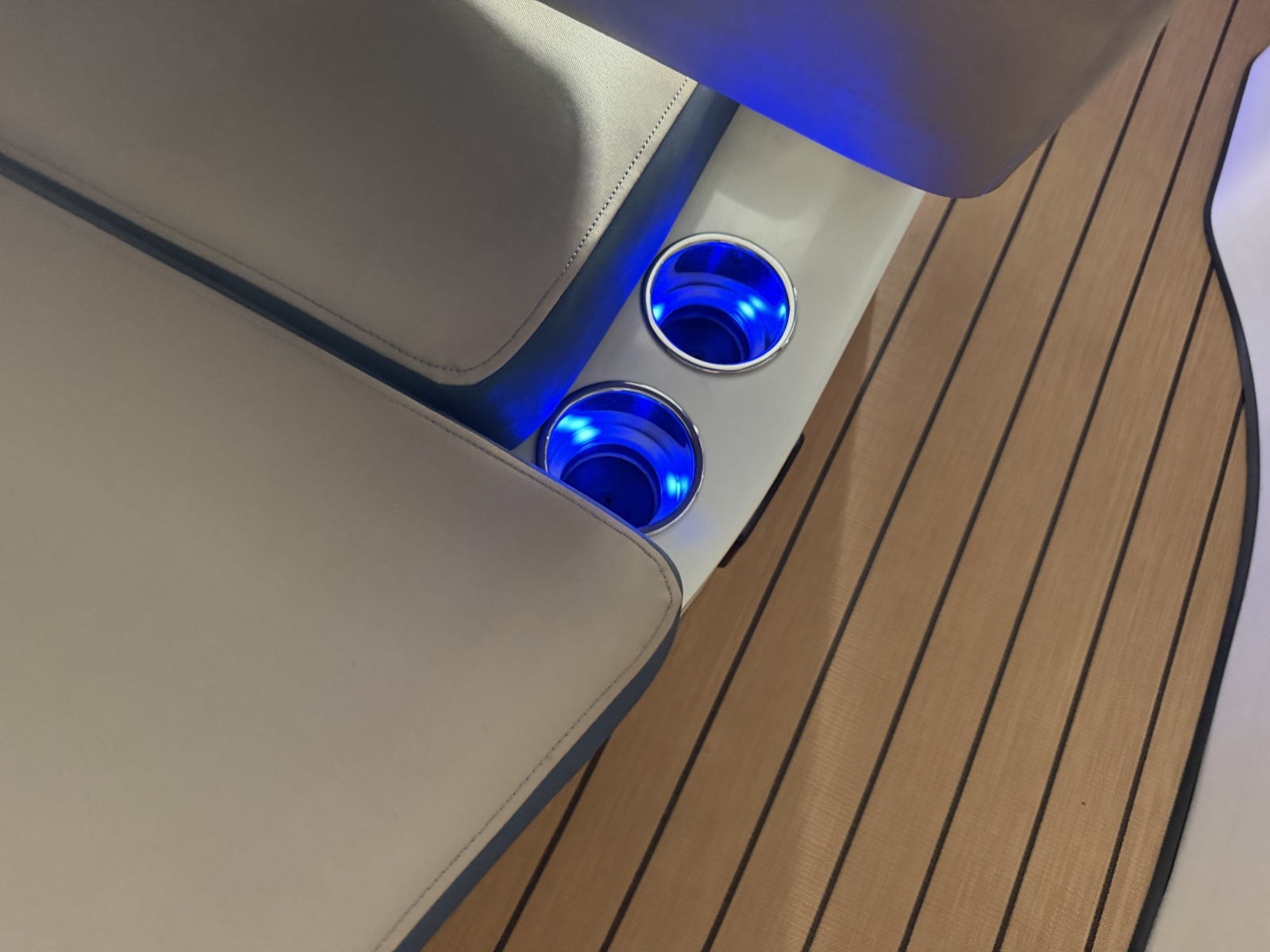 2019 Harris Crowne 250 SL Tritoon