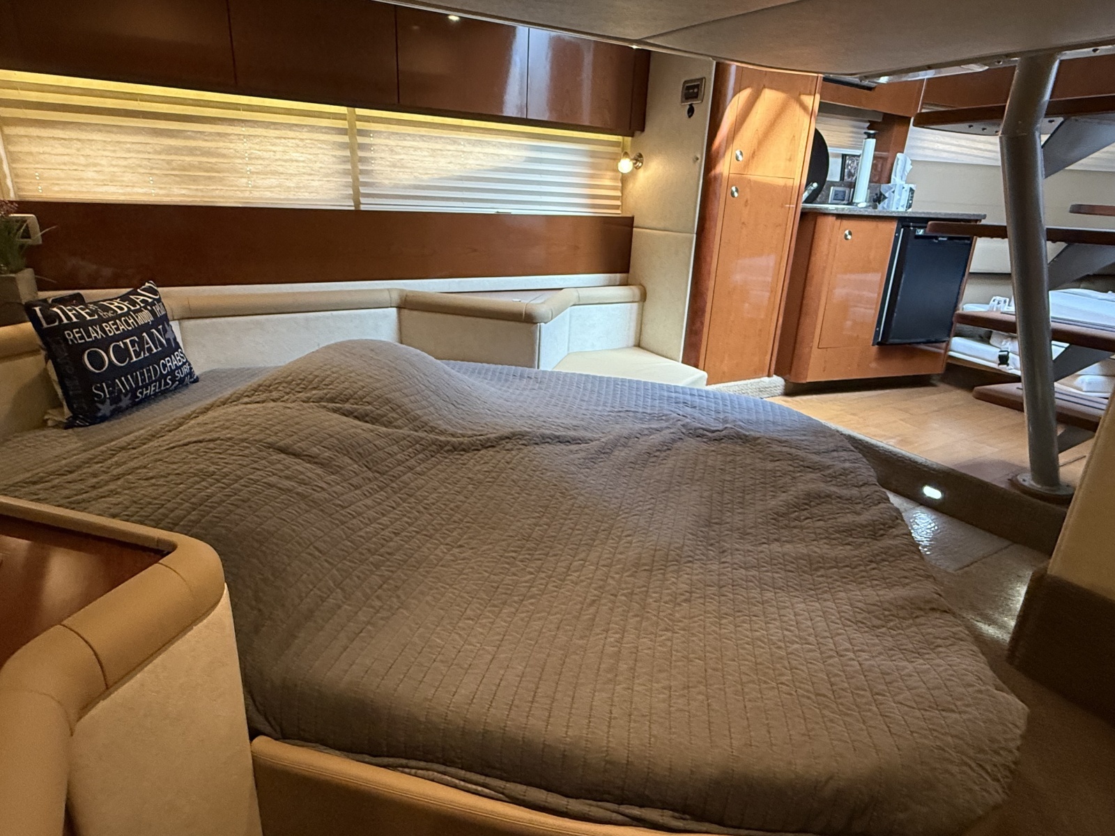 2013 Sea Ray 370 Venture