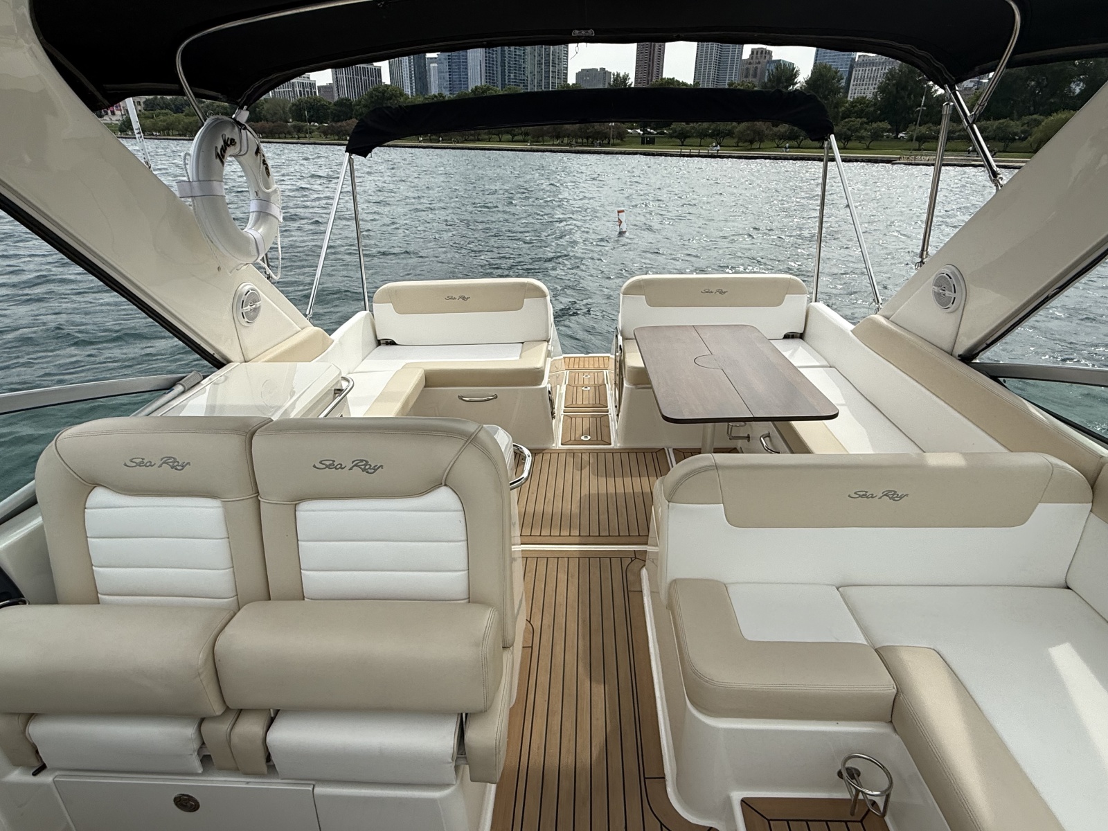 2013 Sea Ray 370 Venture