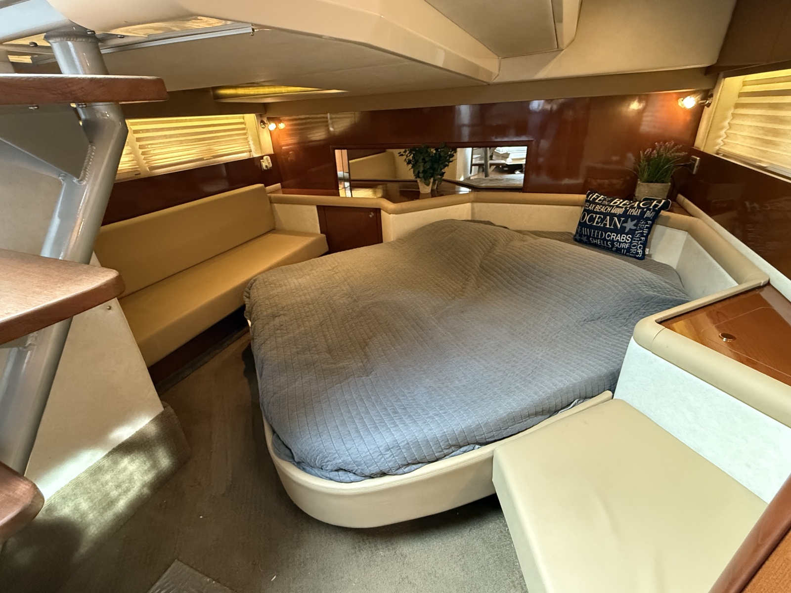 2013 Sea Ray 370 Venture