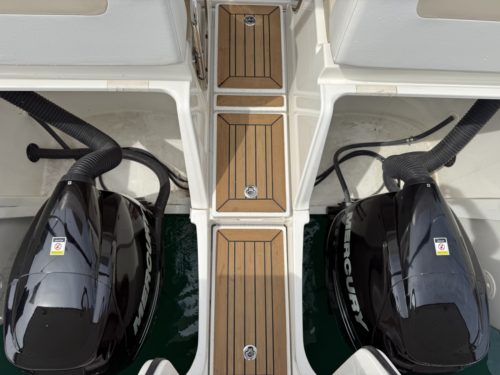 2013 Sea Ray 370 Venture