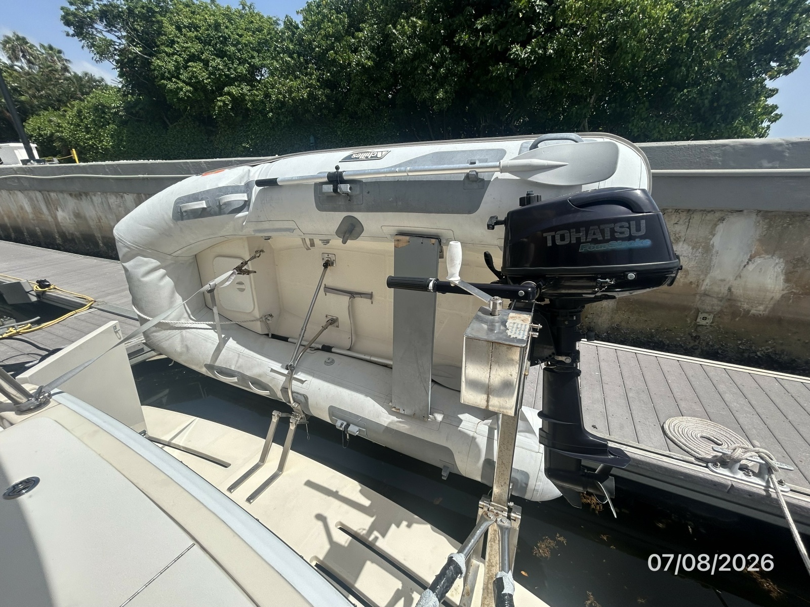 40' Mainship tender2