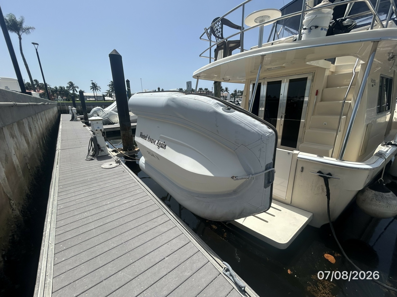 40' Mainship tender3