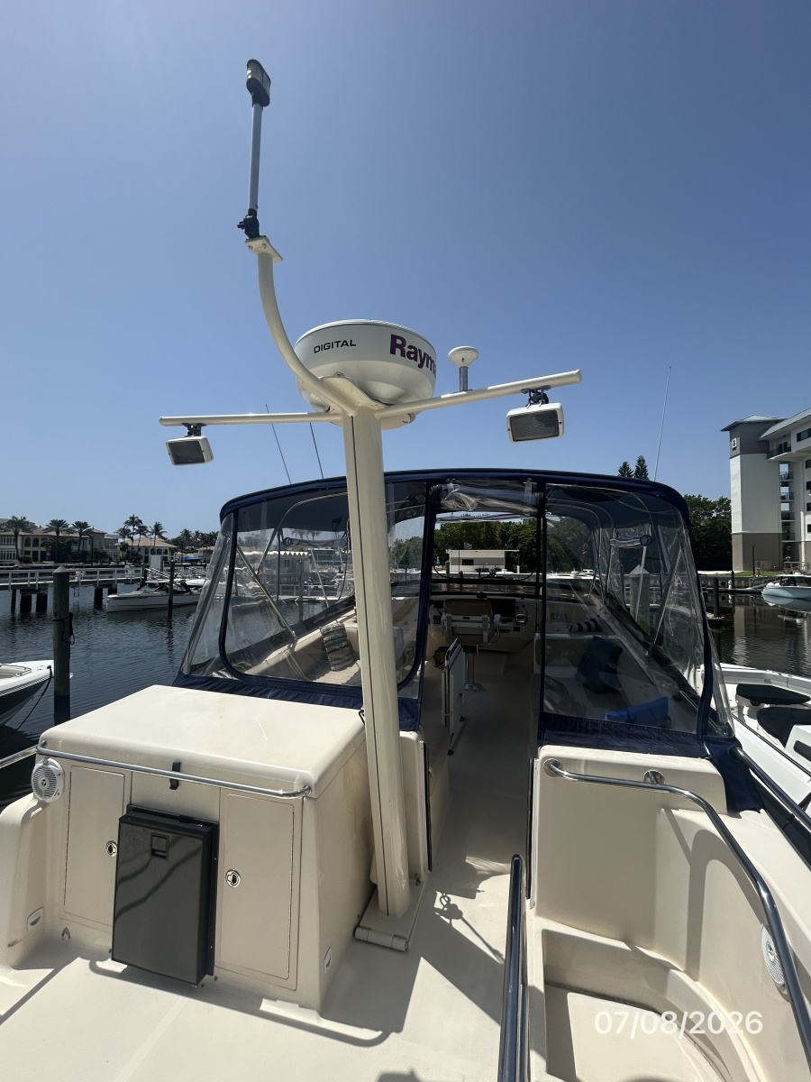 40' Mainship mast