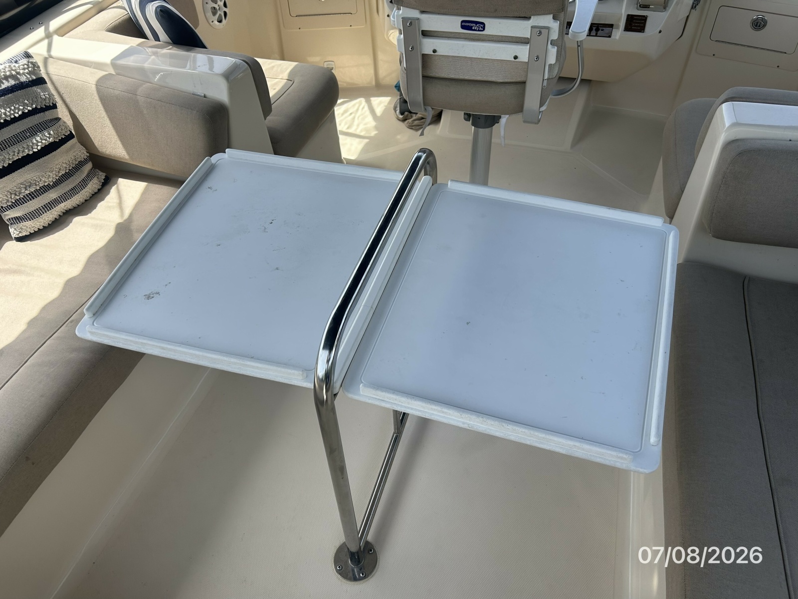 40' Mainship flybridge table