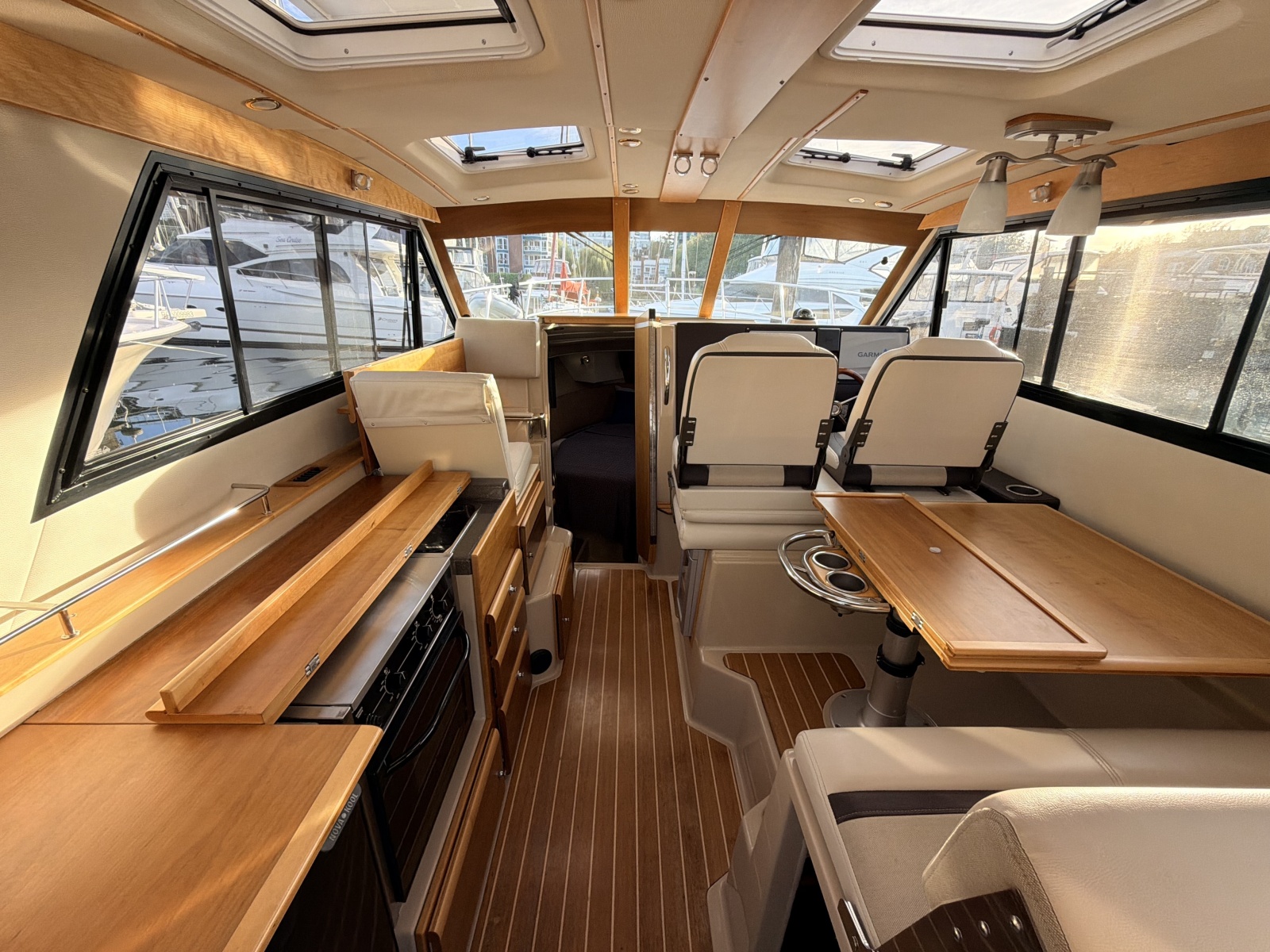 2014 Cutwater C-30 Sedan
