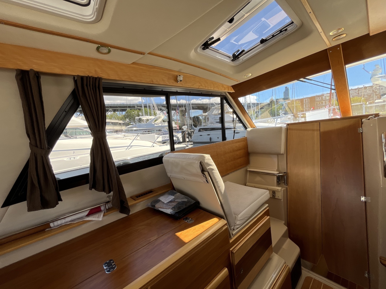 2014 Cutwater C-30 Sedan