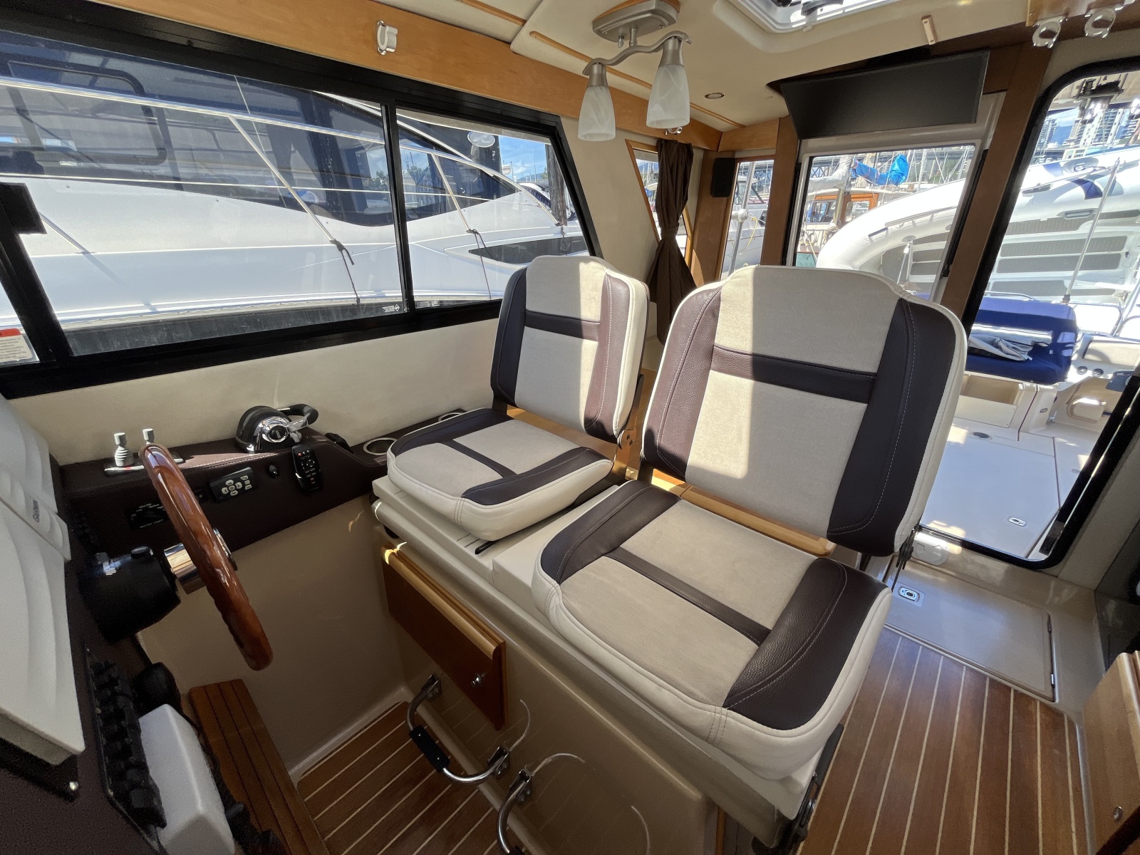 2014 Cutwater C-30 Sedan