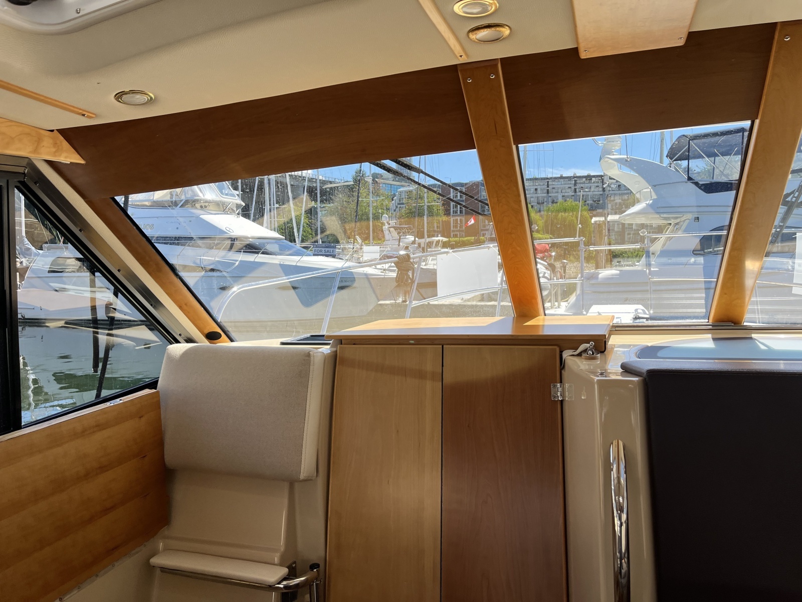 2014 Cutwater C-30 Sedan