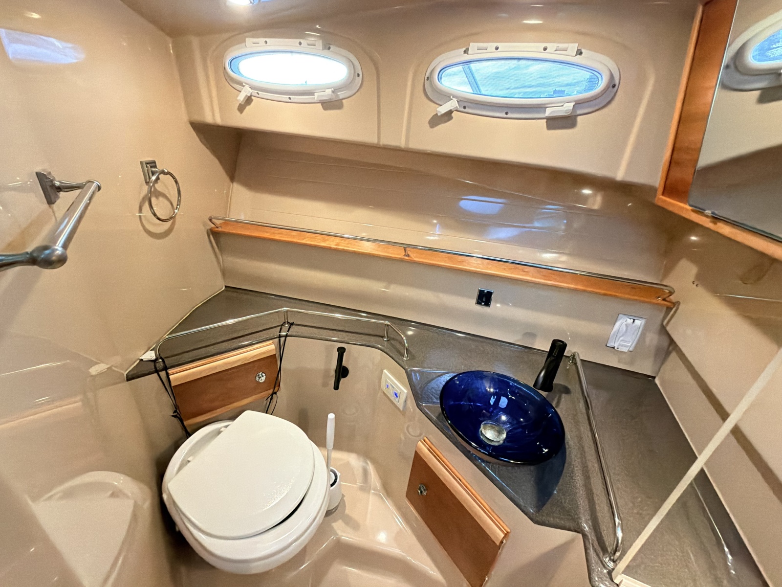 2014 Cutwater C-30 Sedan