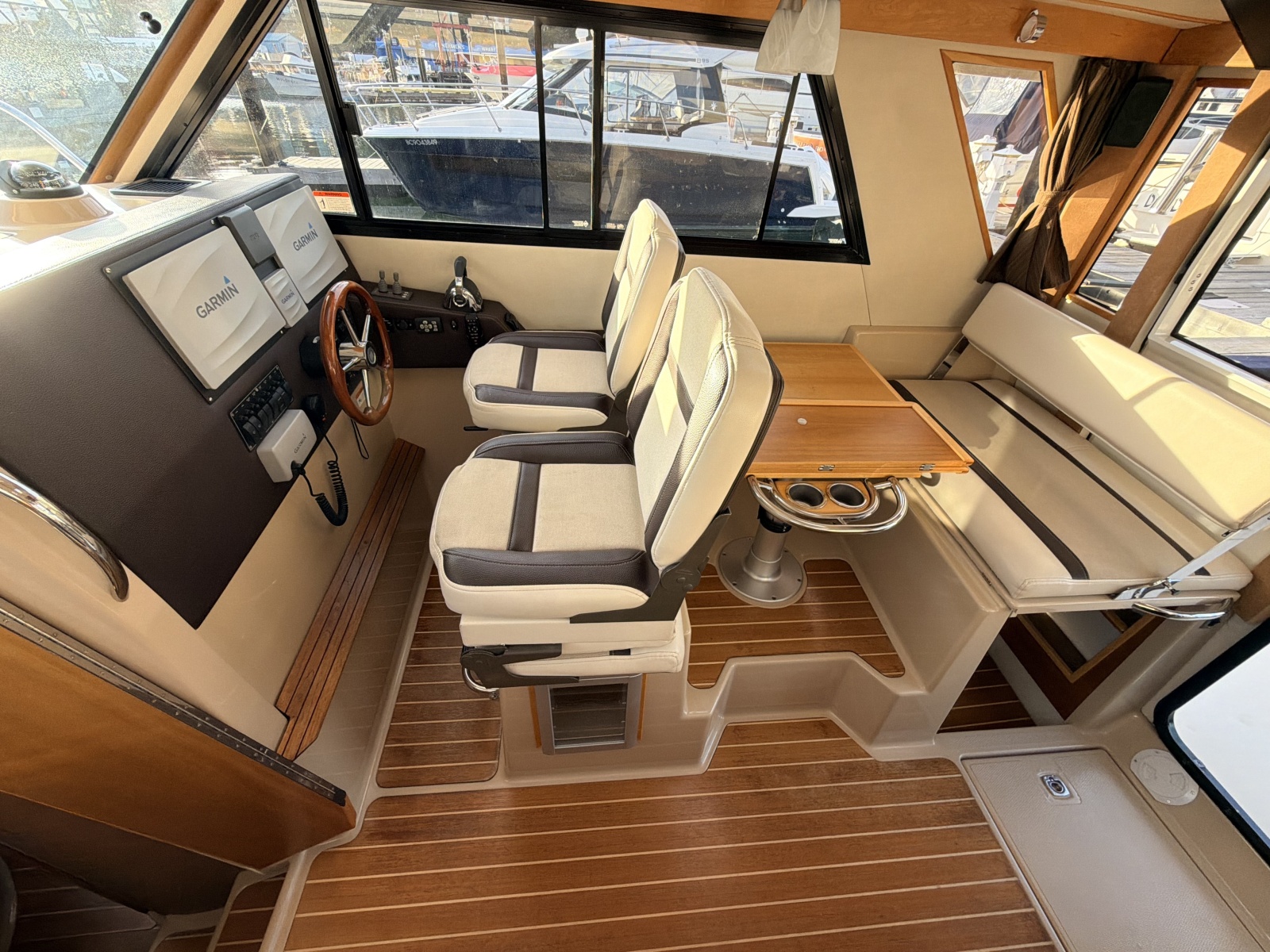 2014 Cutwater C-30 Sedan