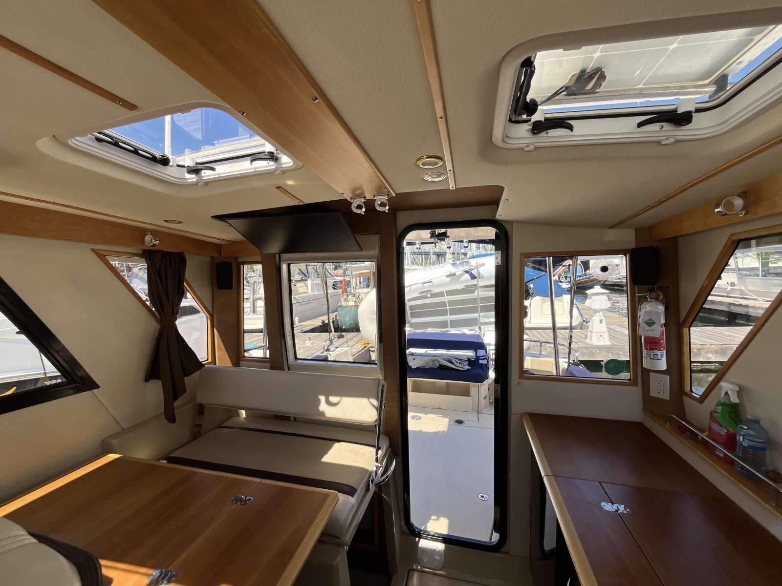 2014 Cutwater C-30 Sedan