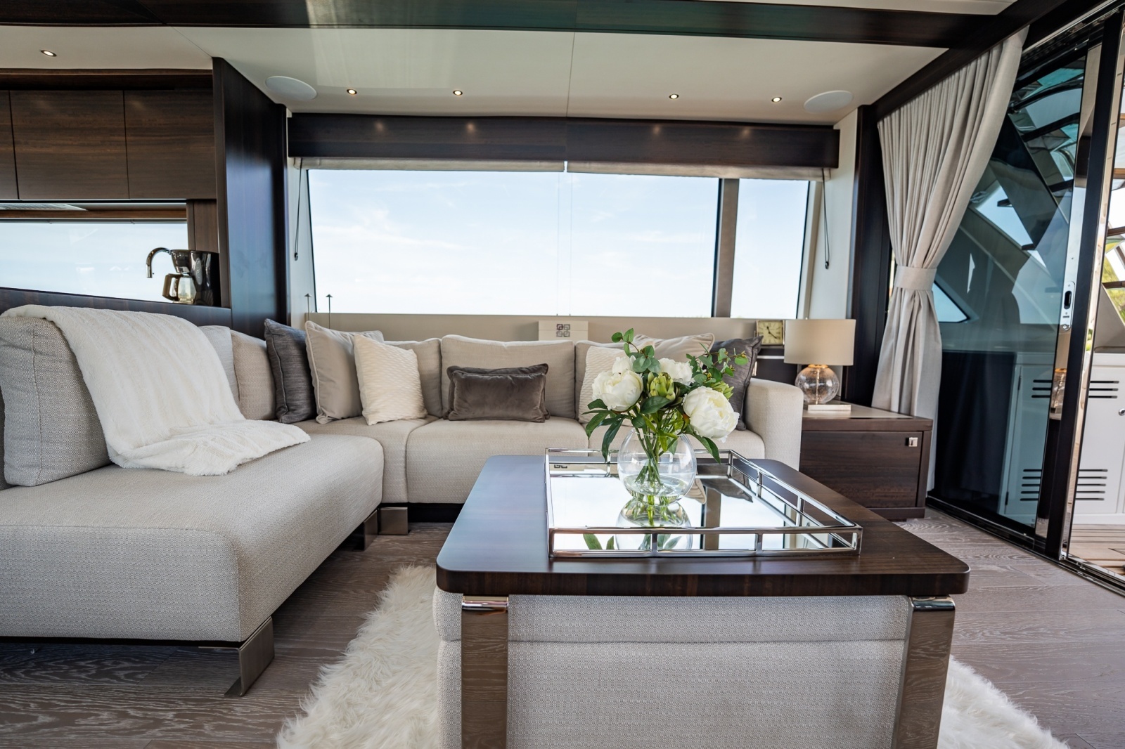 2025 Sunseeker 76 Yacht