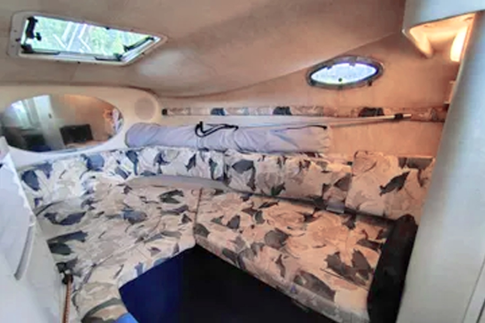 2000 Sea Ray 240 Sundancer