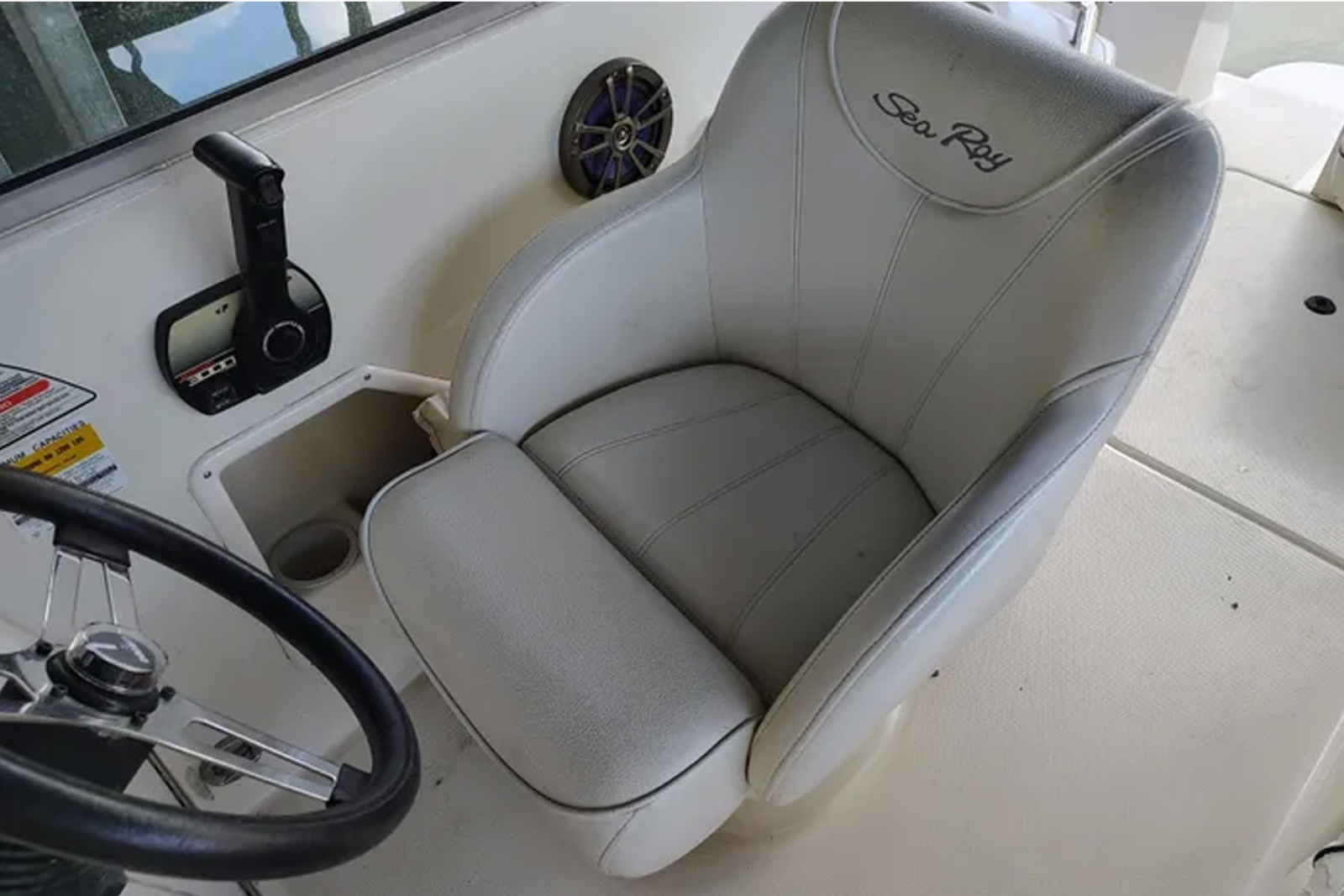 2000 Sea Ray 240 Sundancer