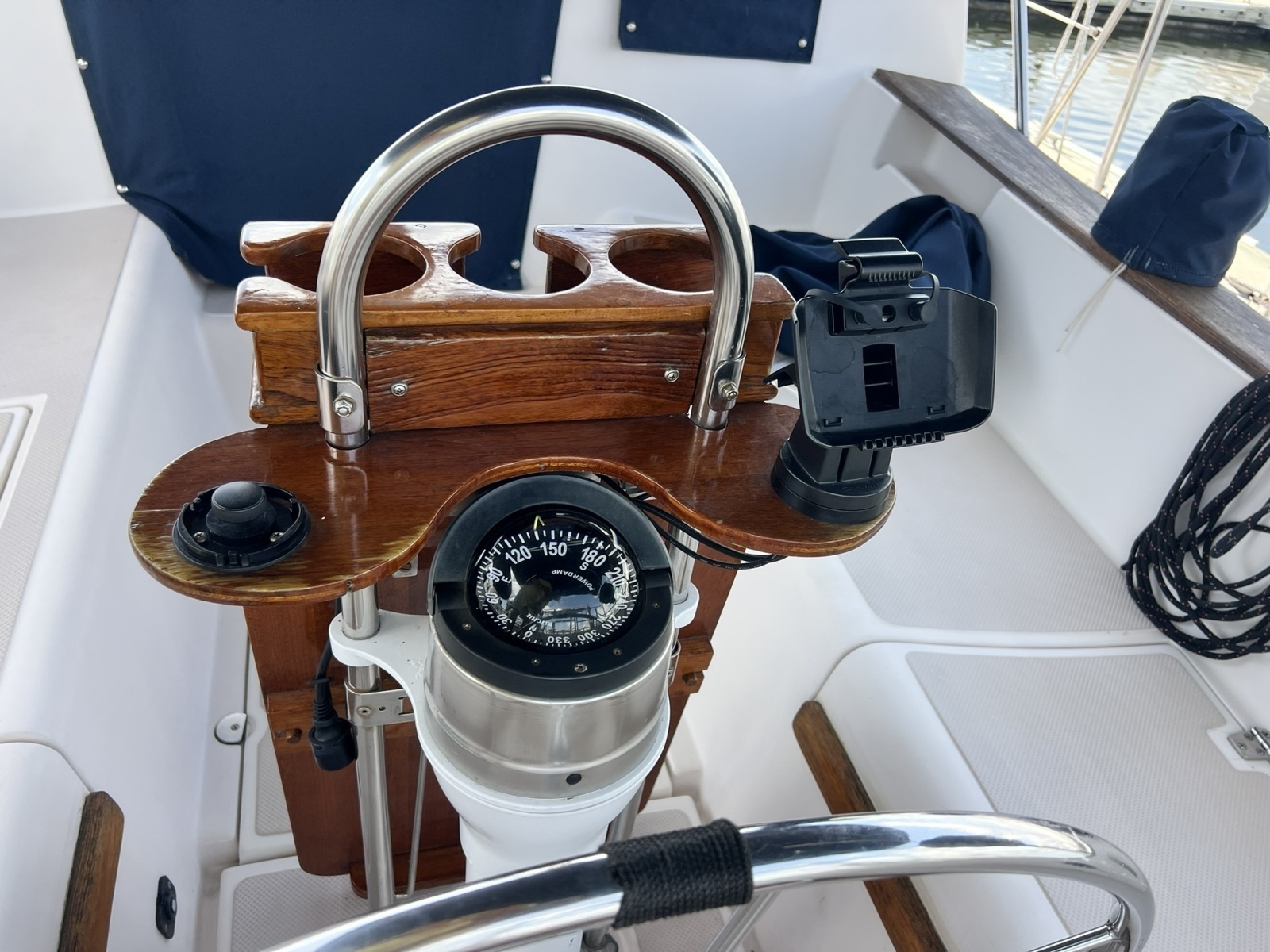 1987 Island Packet 31