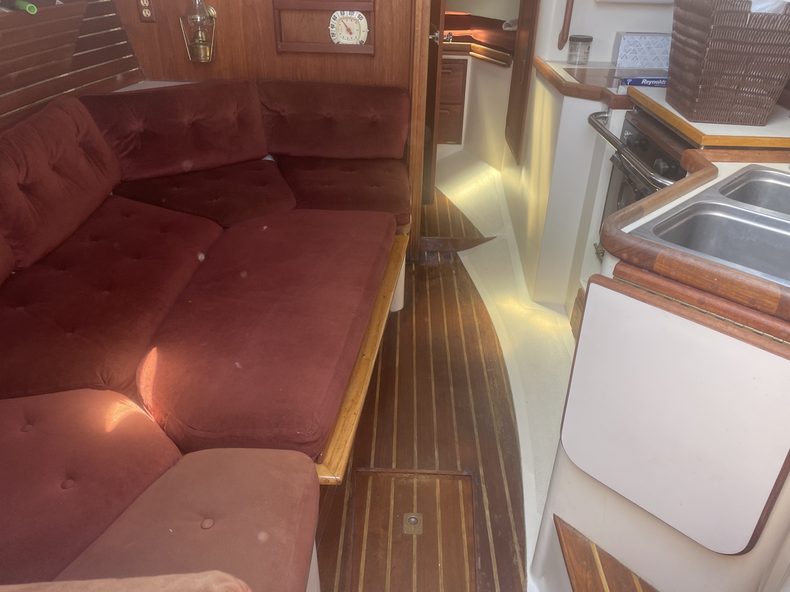 1981 Pacific Seacraft Orion 27