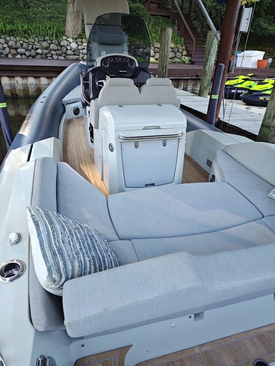 Lounge Seating