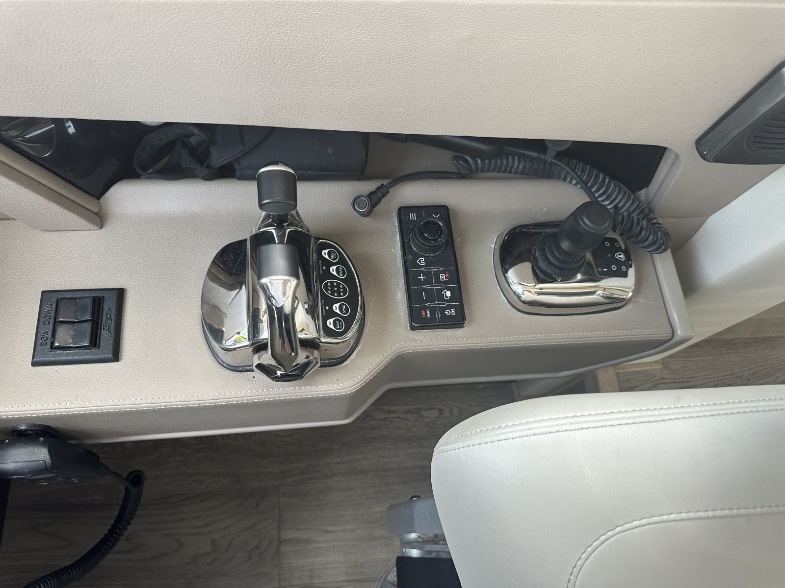 2018 Sea Ray FLY SEARAY L650