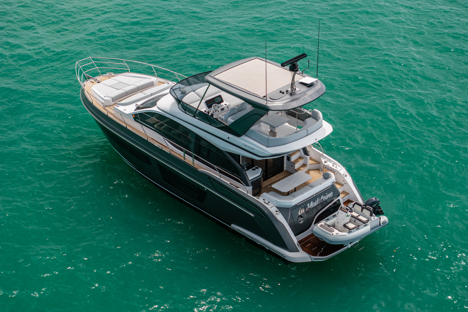 2025 Azimut 53 FLY