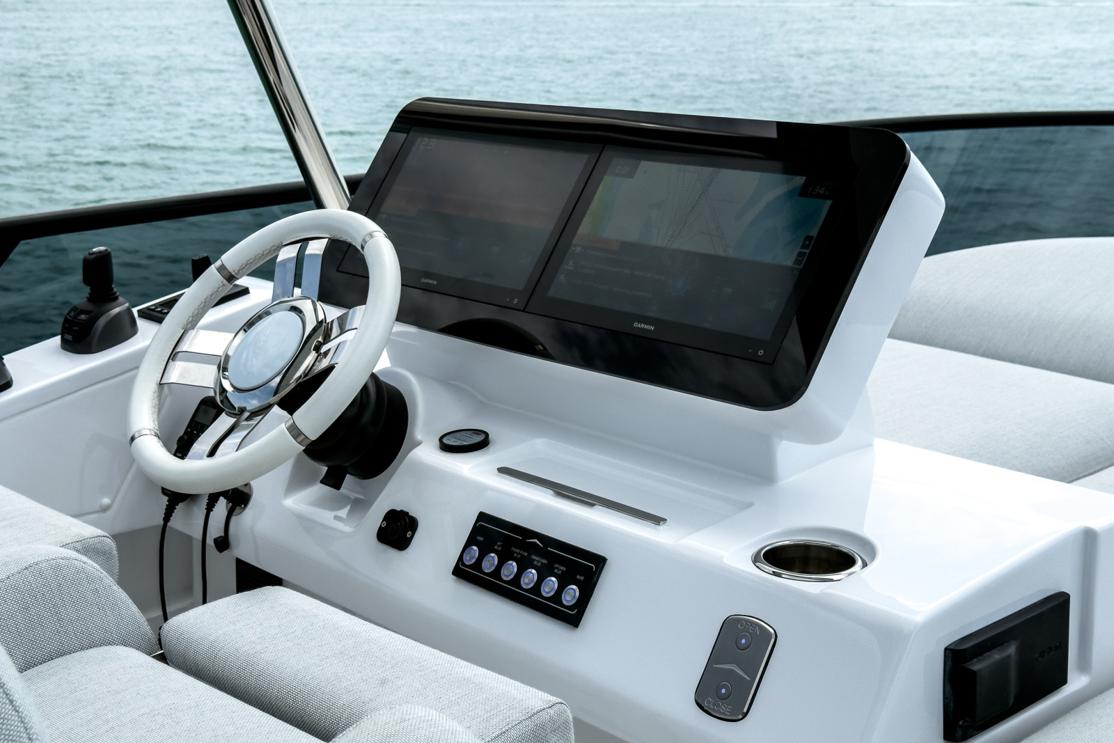 2025 Azimut 53 FLY