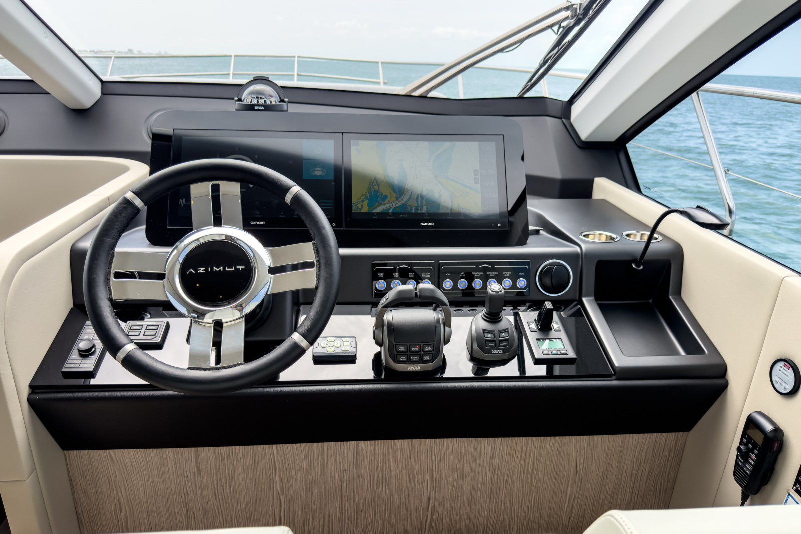 2025 Azimut 53 FLY