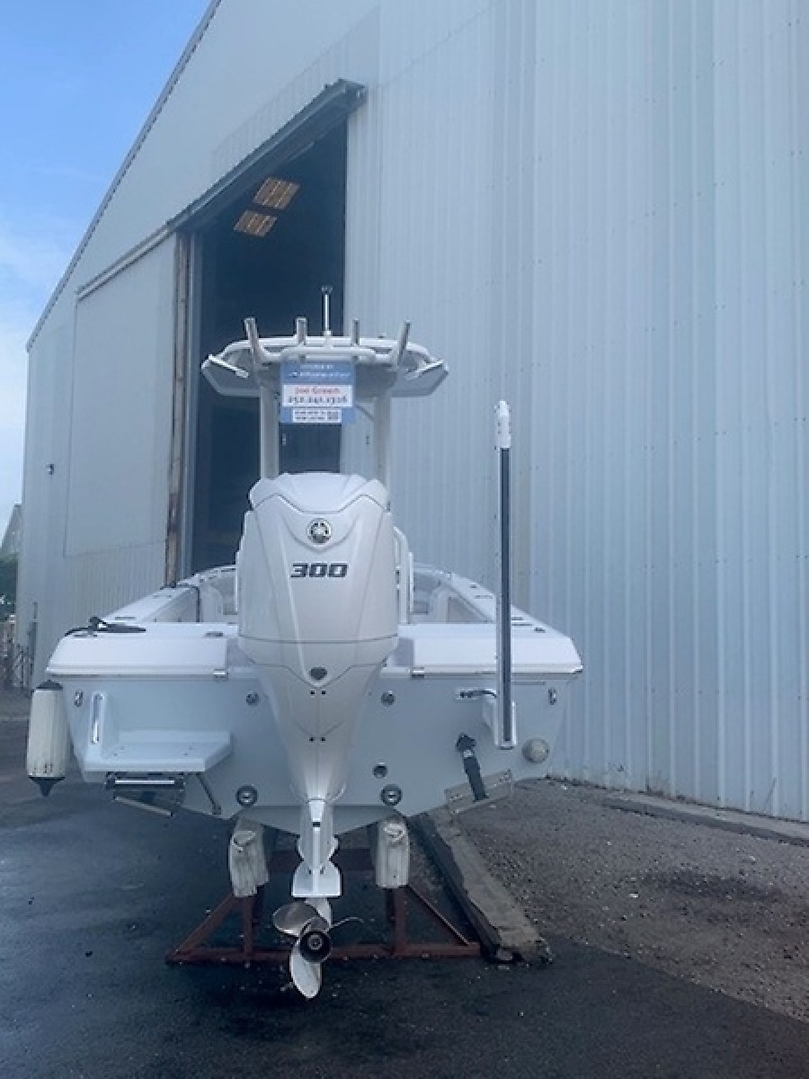 2023 Everglades 243CC — 0005814540