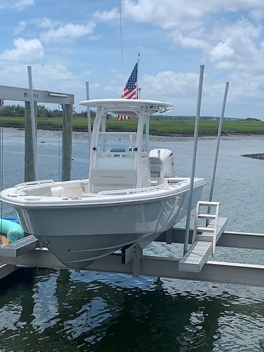 2023 Everglades 243CC — 0005800706