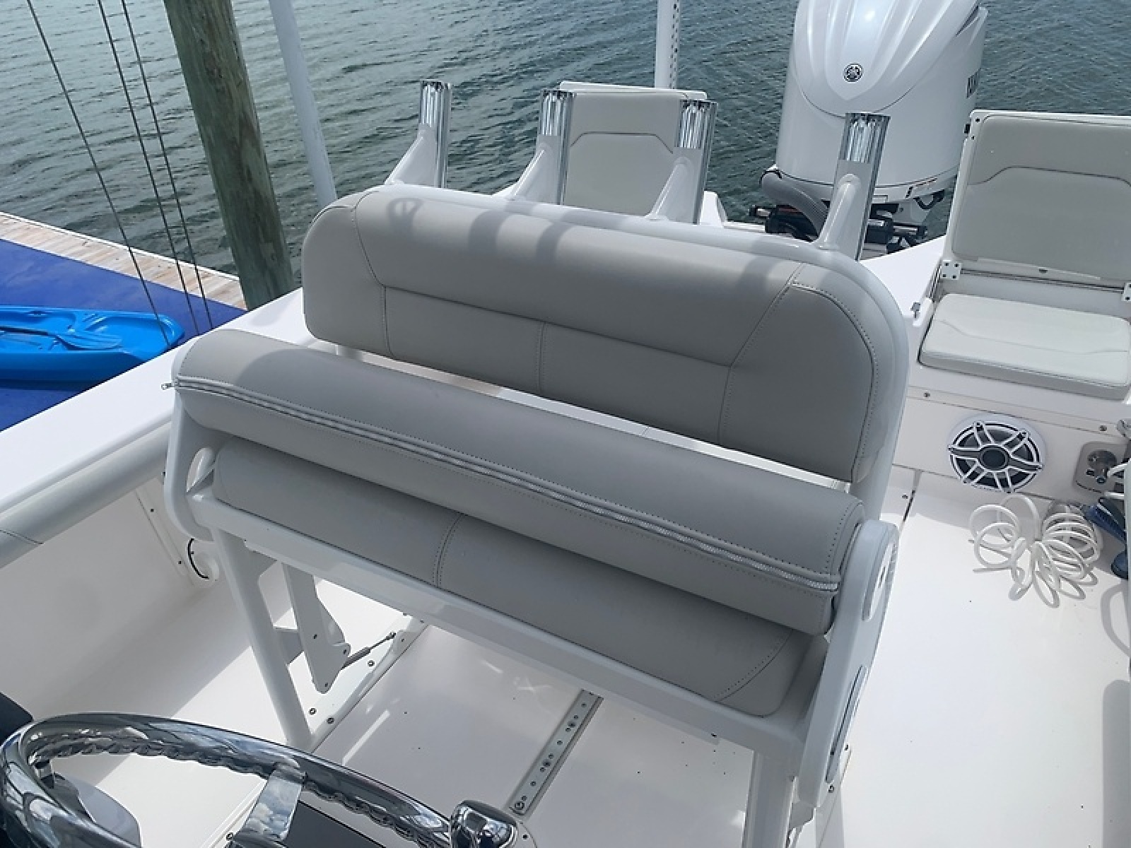 2023 Everglades 243CC — 0005800639