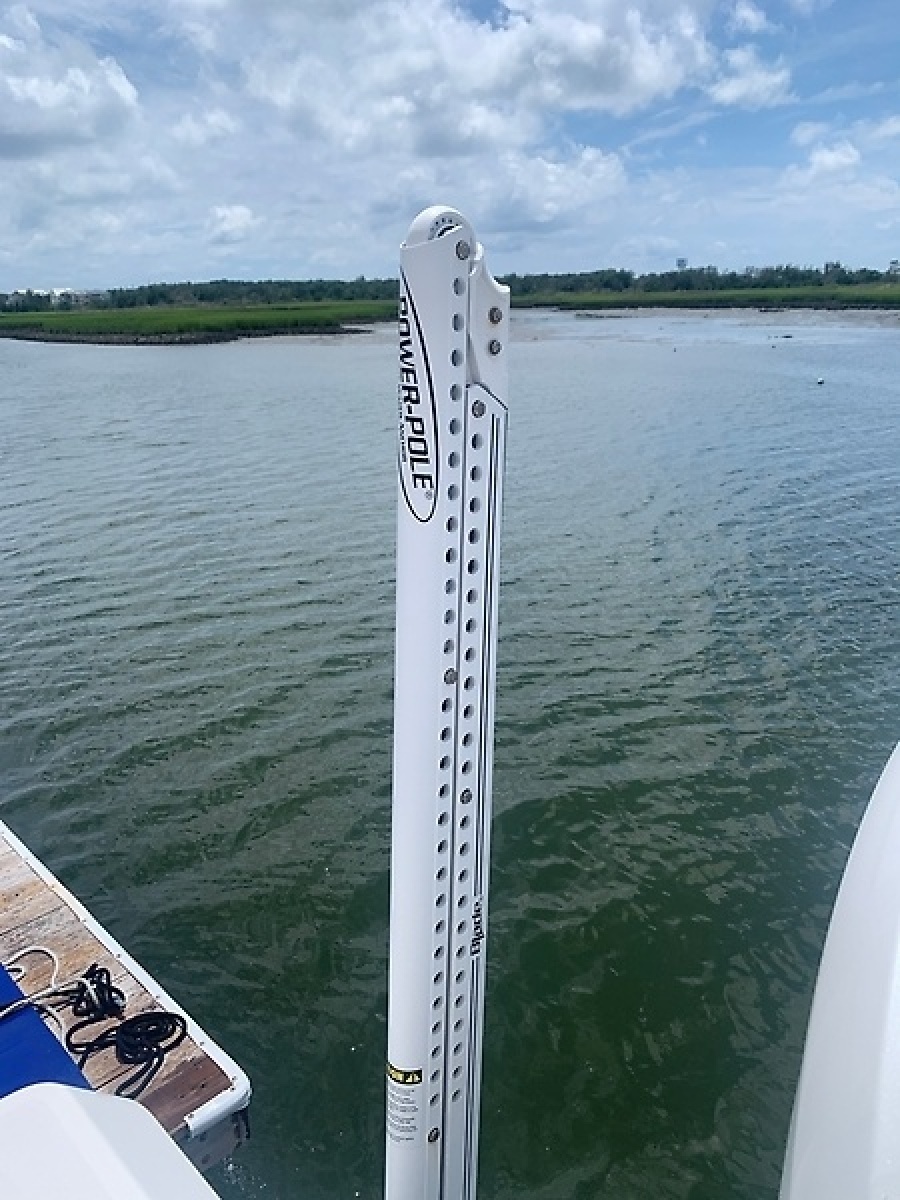 2023 Everglades 243CC — 0005800715