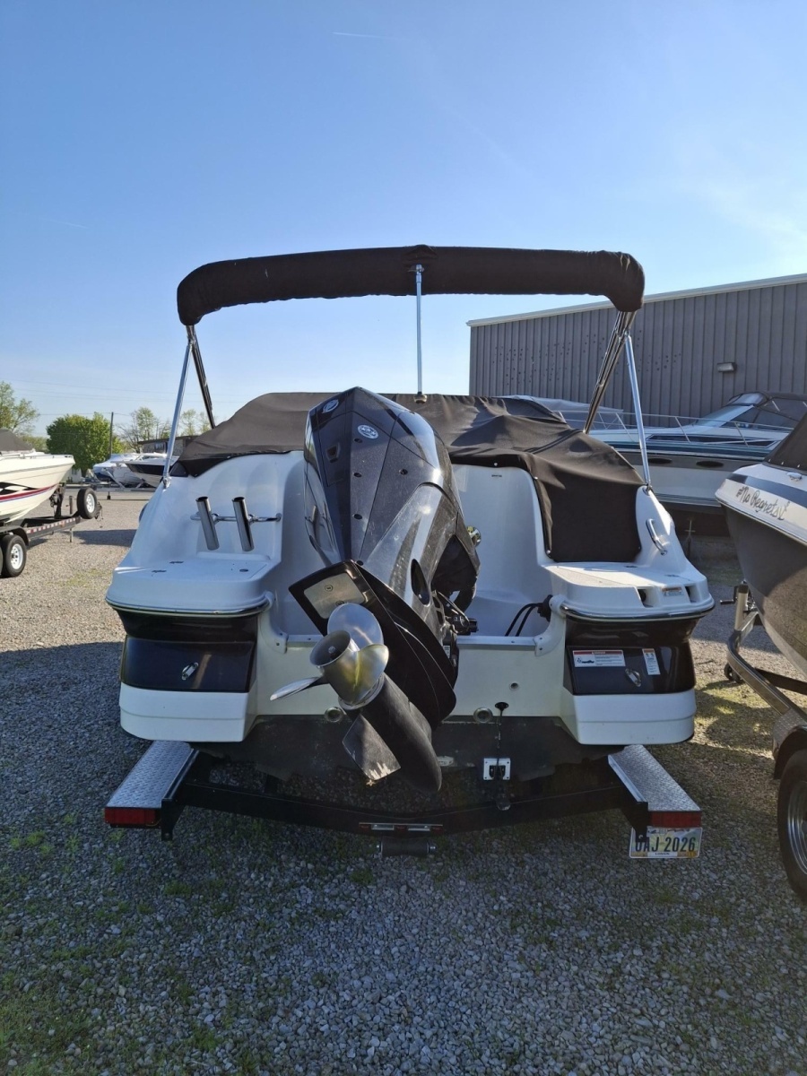 2022 Hurricane SD2400