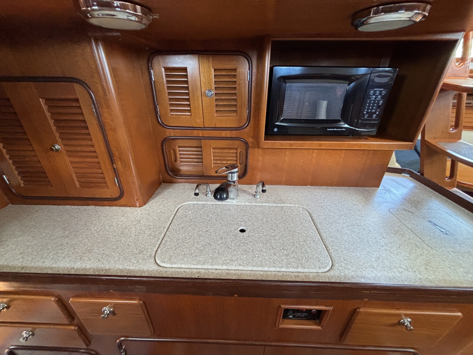 2002 Passport 470CC